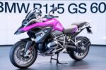 BMW R 1250 GS Adventure en Color Magenta: Moto Trail Premium con Estilo Único y Capacidad Todo Terreno